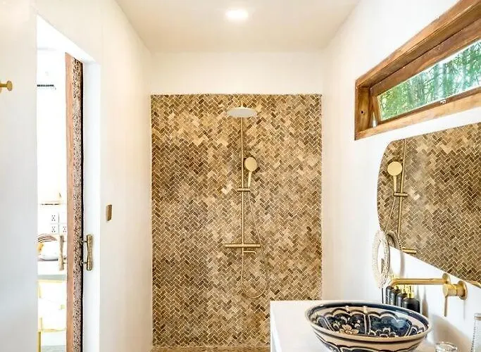 Sole 1br Romantic Villa, 5 Min To Thomas Villa